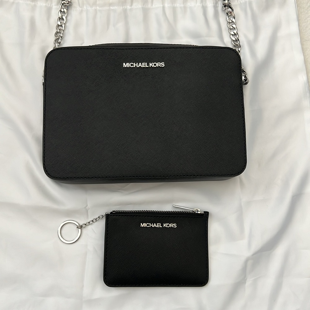 Michael Kors Crossbody & Small wallet